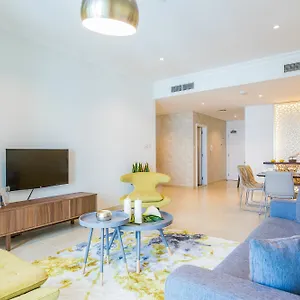 Boutique Living - Marina Heights شقة