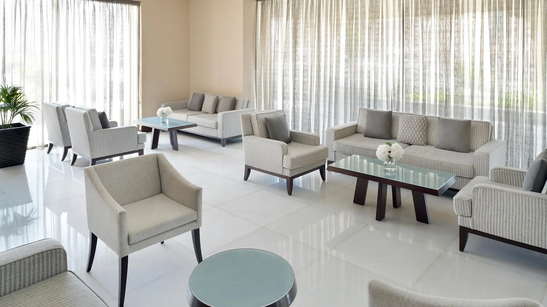 Aparthotel Moevenpick Hotel Apartments Al Mamzar Dubai