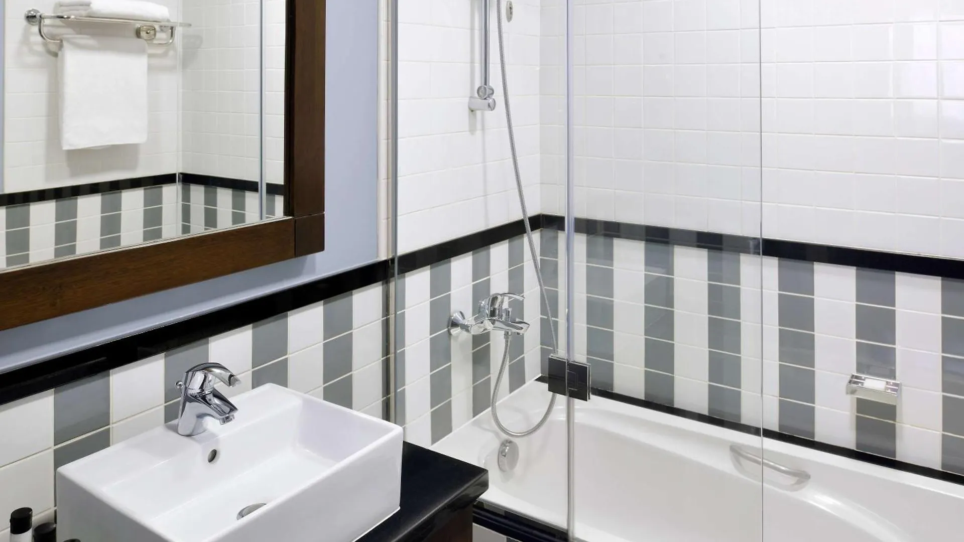 Aparthotel Moevenpick Hotel Apartments Al Mamzar Dubai