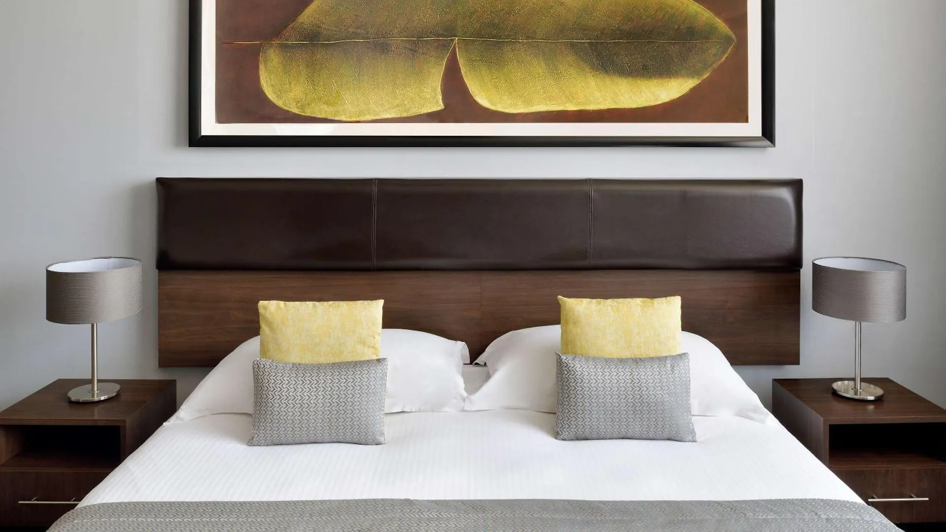 Moevenpick Hotel Apartments Al Mamzar Dubai 5*,  United Arab Emirates