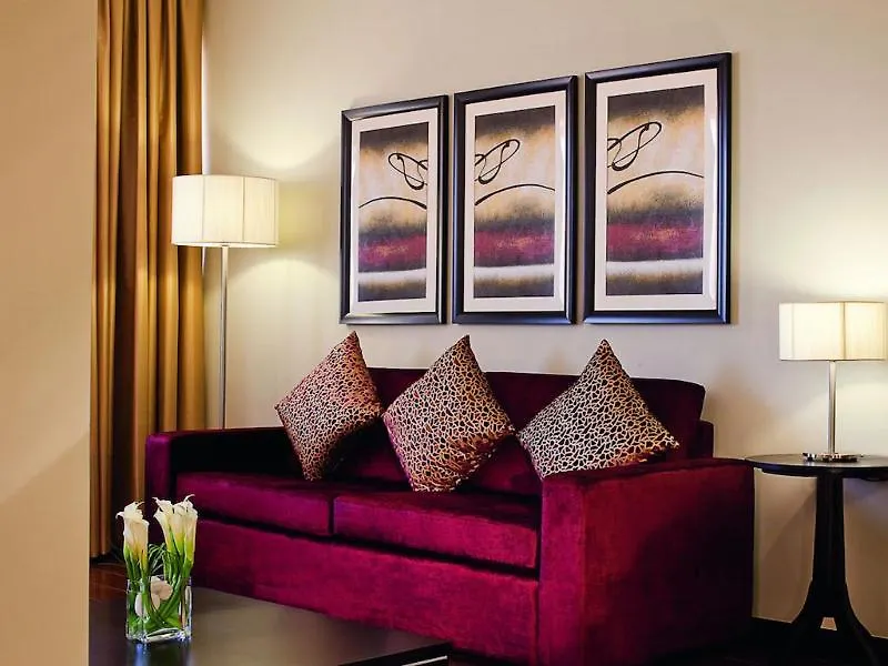 Moevenpick Hotel Apartments Al Mamzar Dubai 5*,