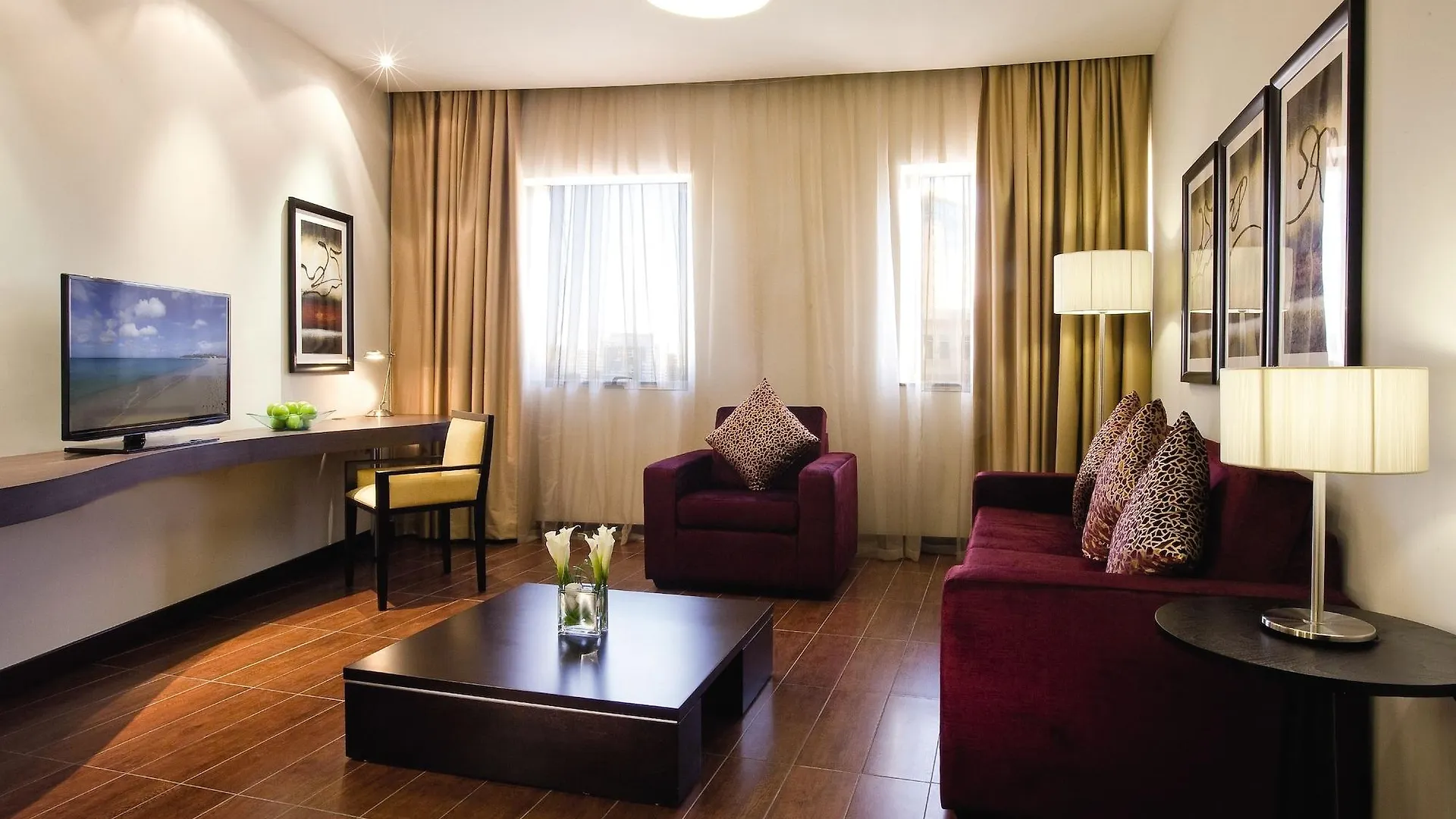 Mövenpick Hotel Apartments Al Mamzar Dubai Lägenhetshotell