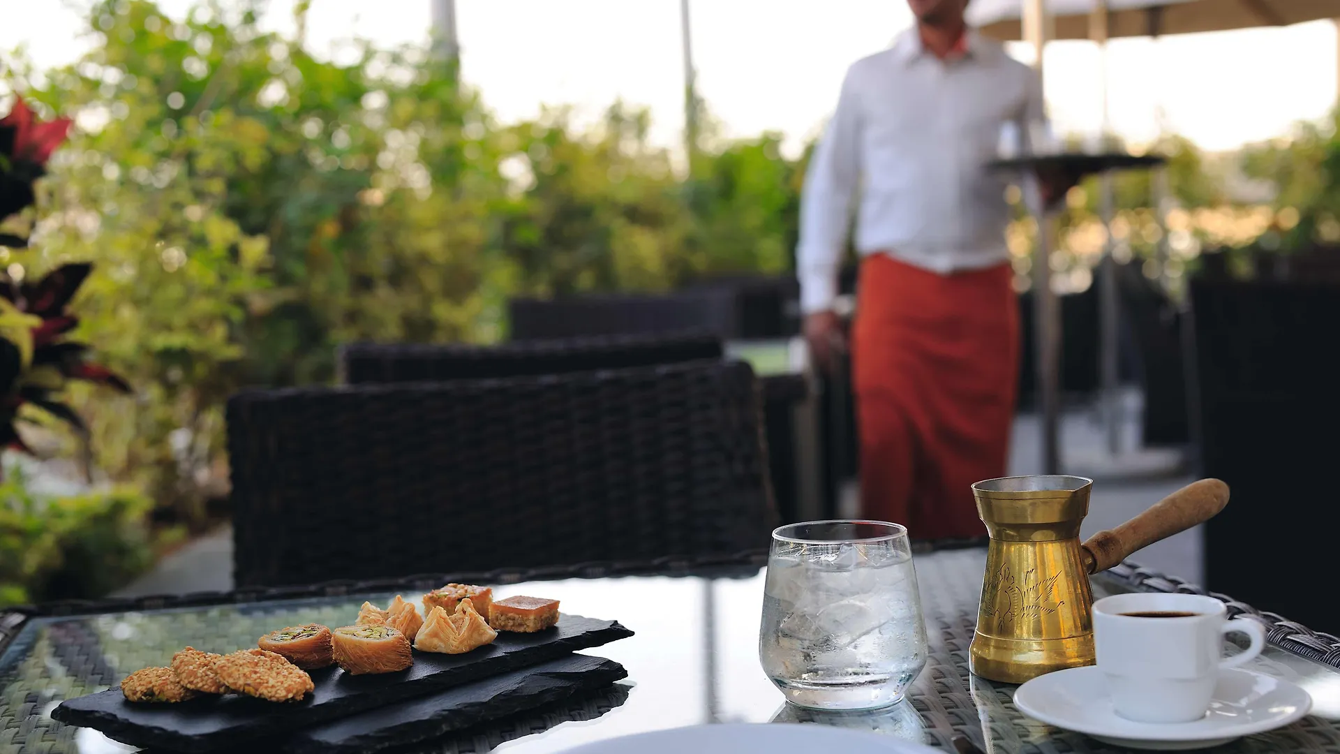 Mövenpick Hotel Apartments Al Mamzar Dubai Lägenhetshotell