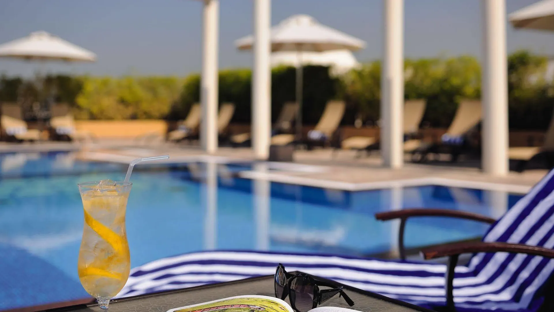 Moevenpick Hotel Apartments Al Mamzar Dubai