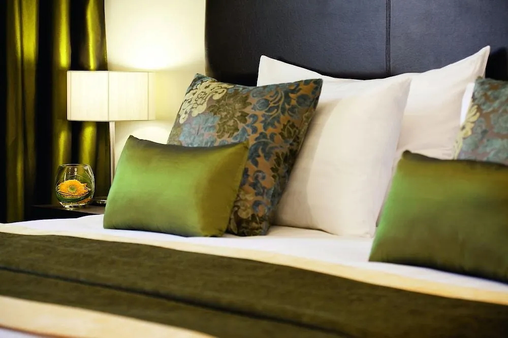 Moevenpick Hotel Apartments Al Mamzar Dubái