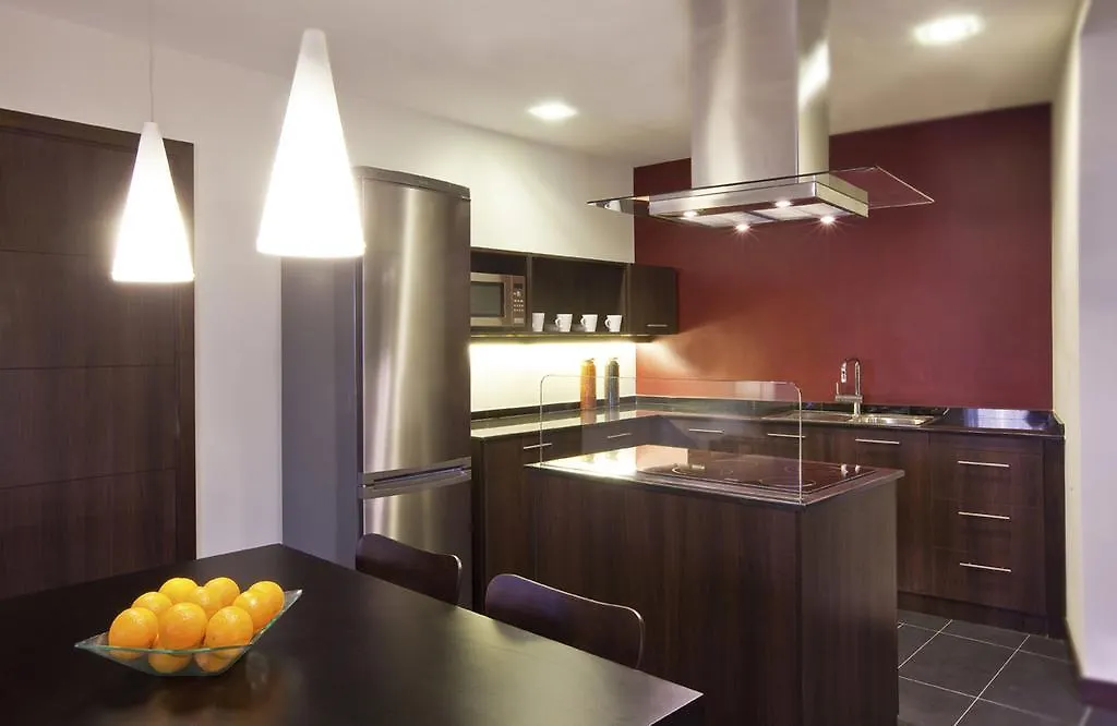 Moevenpick Hotel Apartments Al Mamzar Dubái