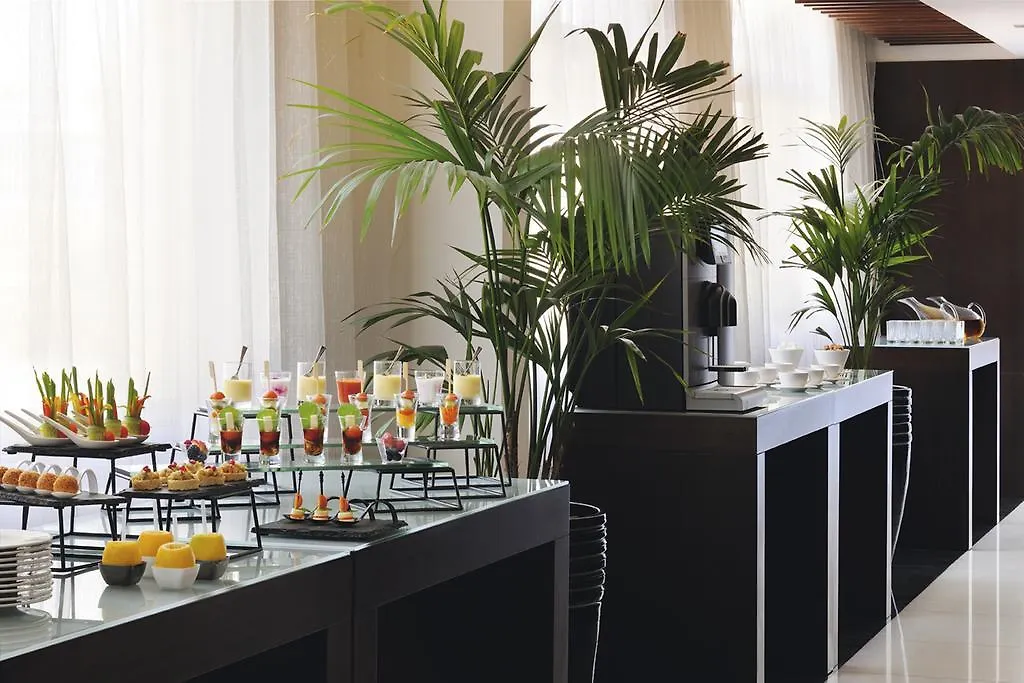 Moevenpick Hotel Apartments Al Mamzar Dubái 5*,  Emiratos Árabes Unidos