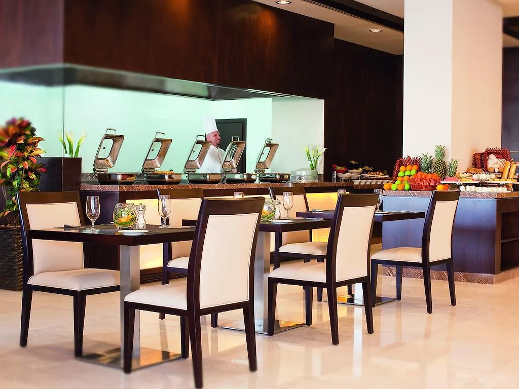 Moevenpick Hotel Apartments Al Mamzar Dubái Apartahotel